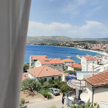 Apartment Dea Trogir Exterior photo