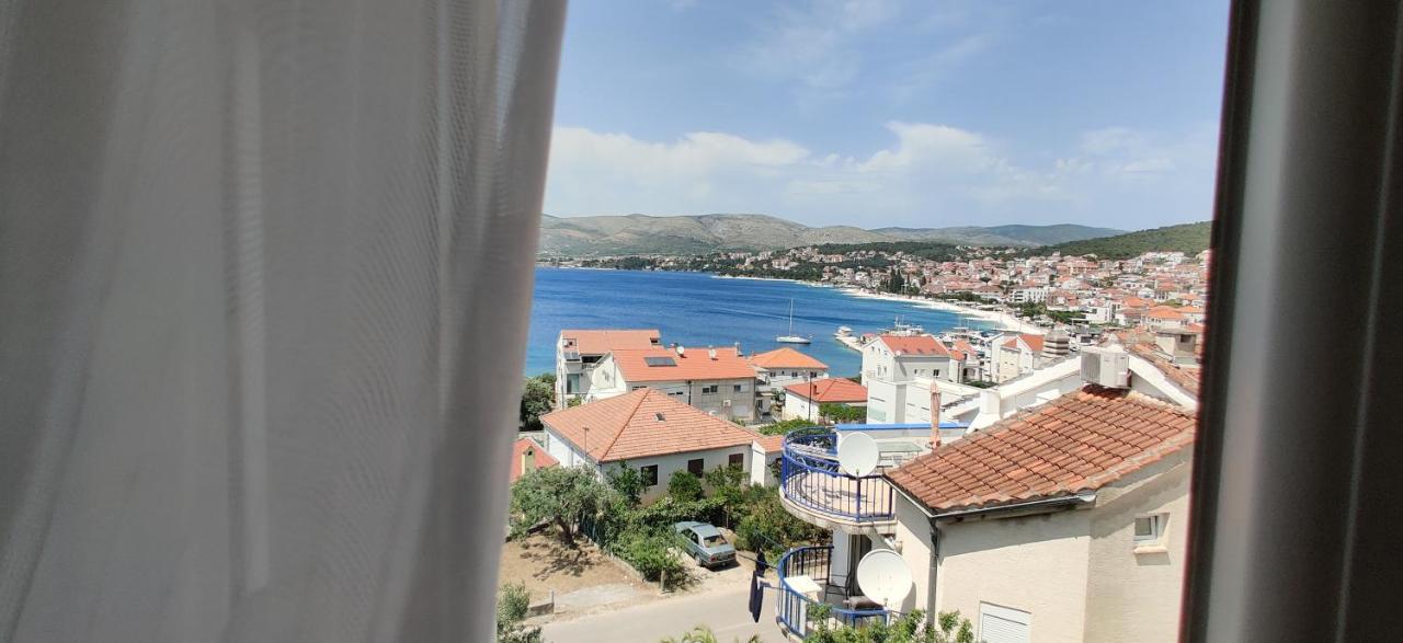 Apartment Dea Trogir Exterior photo